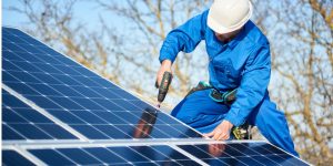 Installation Maintenance Panneaux Solaires Photovoltaïques à Plomion